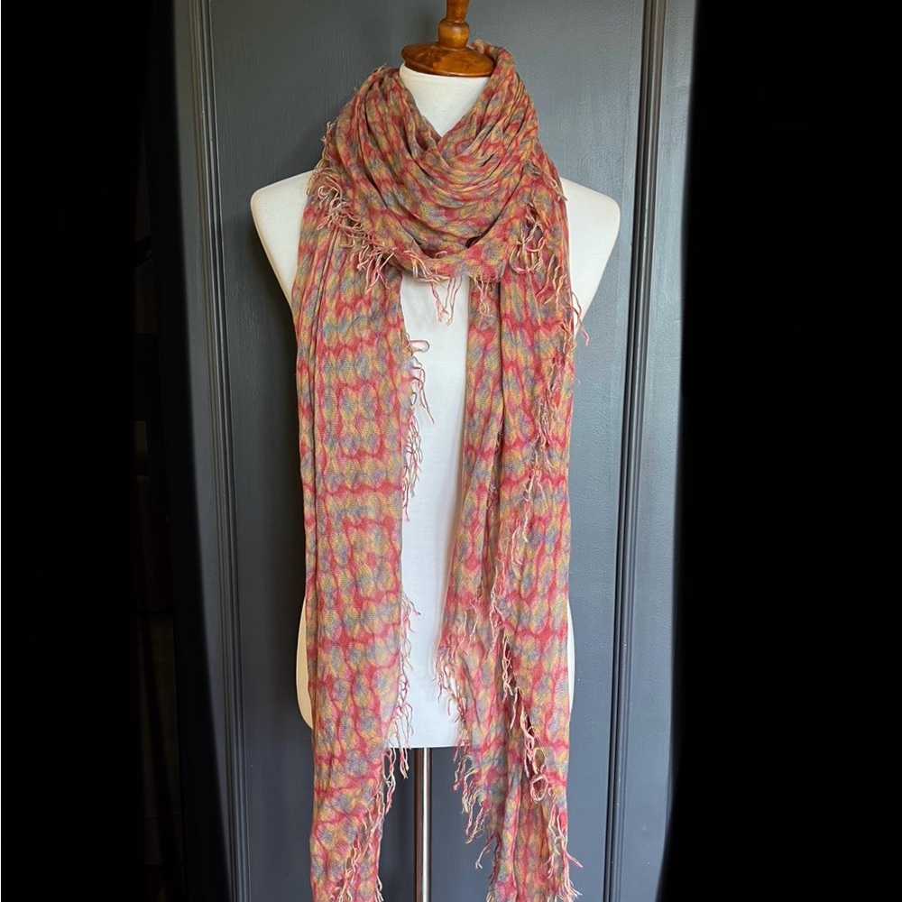 New Auth Chan Luu Geometric Pattern Cashmere Silk Scarf Color: Faded Rose